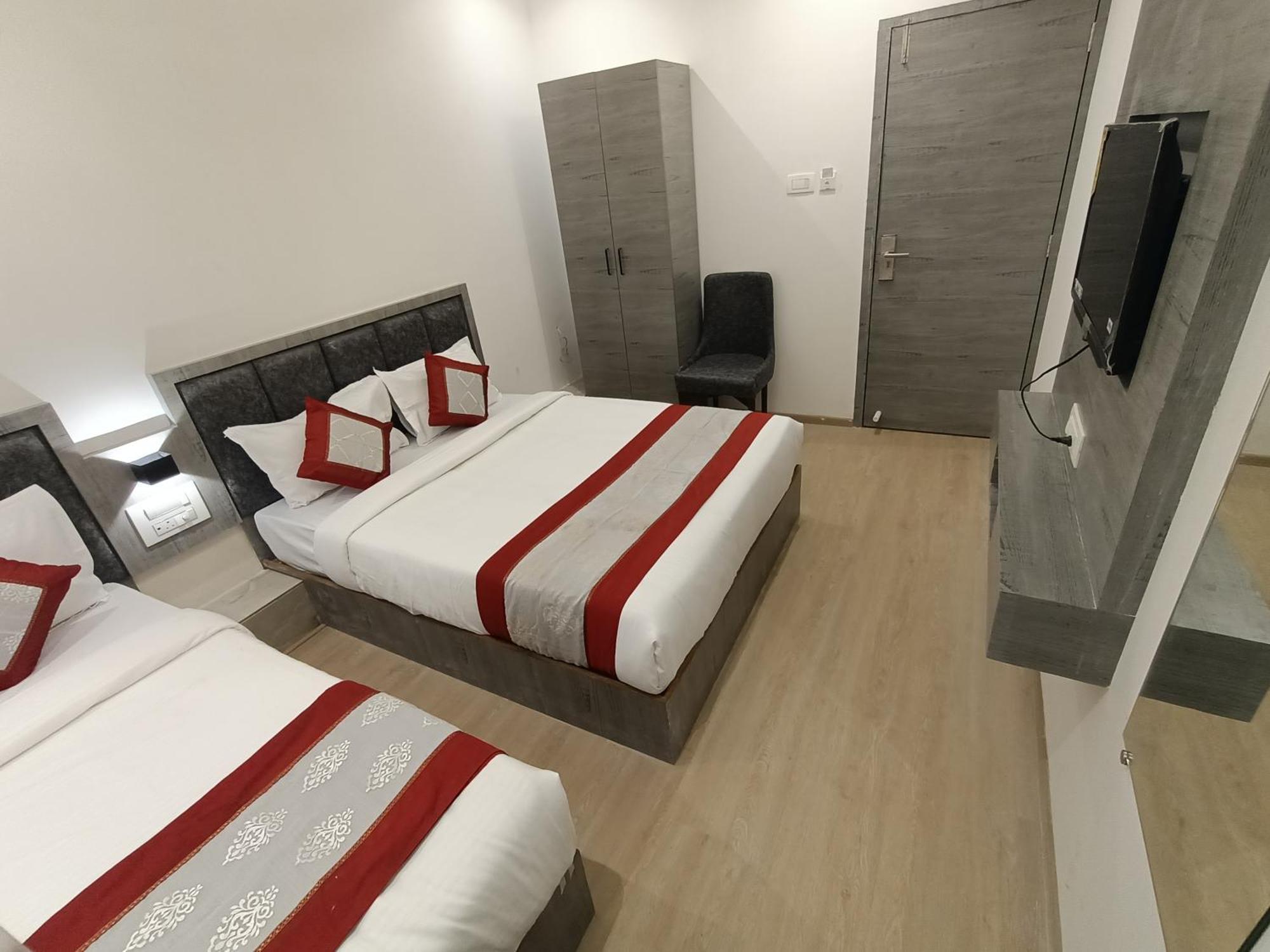 Hotel Beverly Palace Santacruz - Near Bkc - Mumbai Airport T1 Zewnętrze zdjęcie