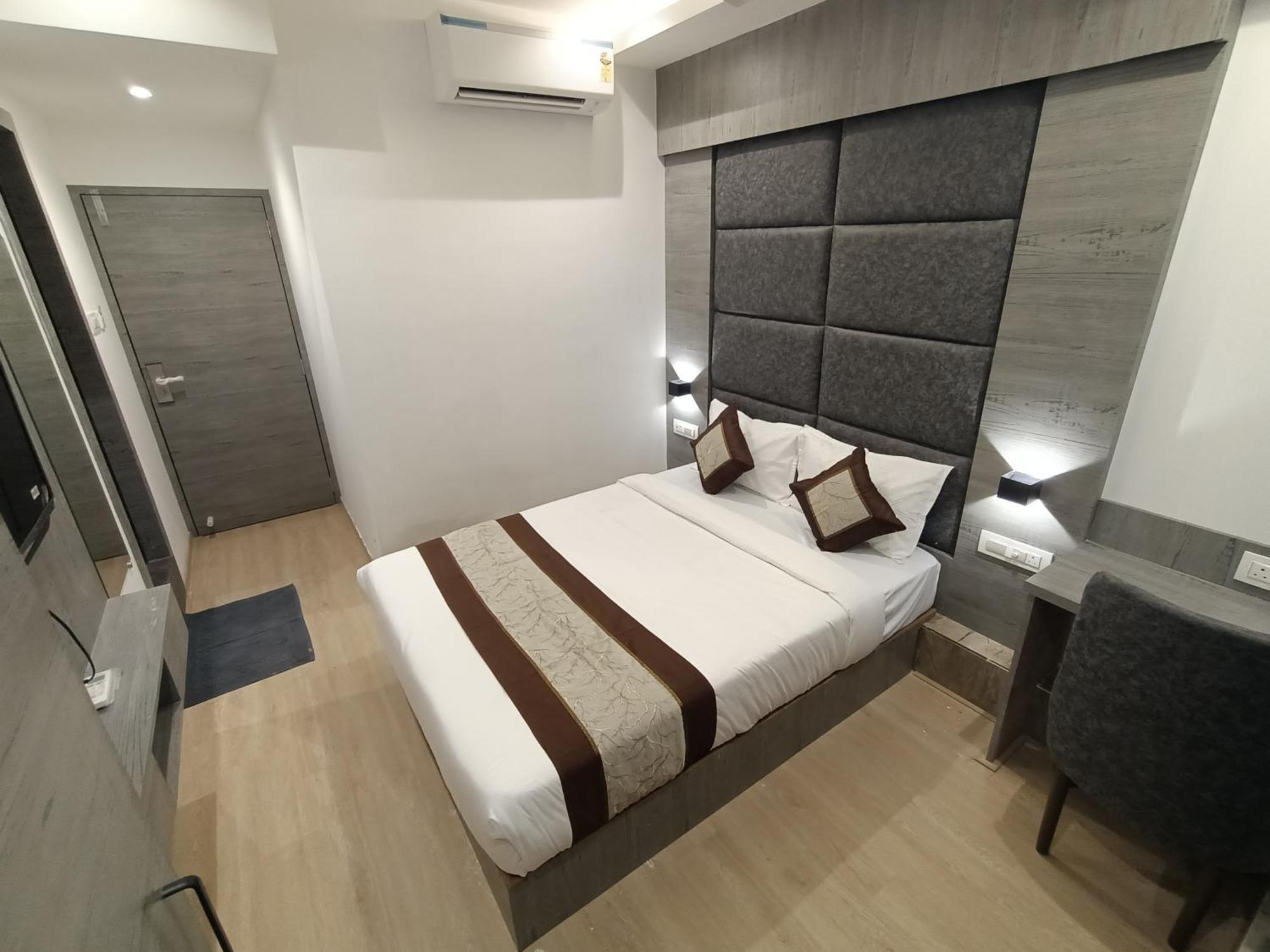 Hotel Beverly Palace Santacruz - Near Bkc - Mumbai Airport T1 Zewnętrze zdjęcie