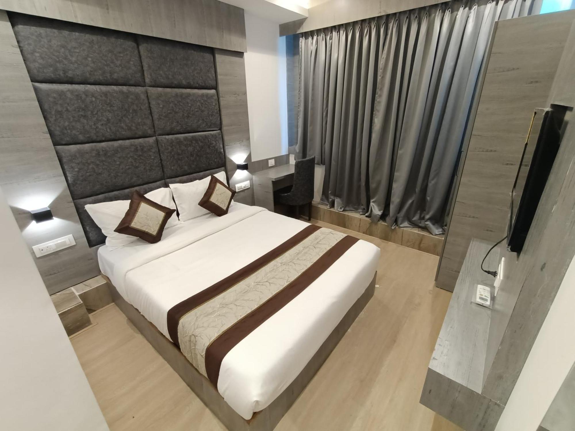 Hotel Beverly Palace Santacruz - Near Bkc - Mumbai Airport T1 Zewnętrze zdjęcie
