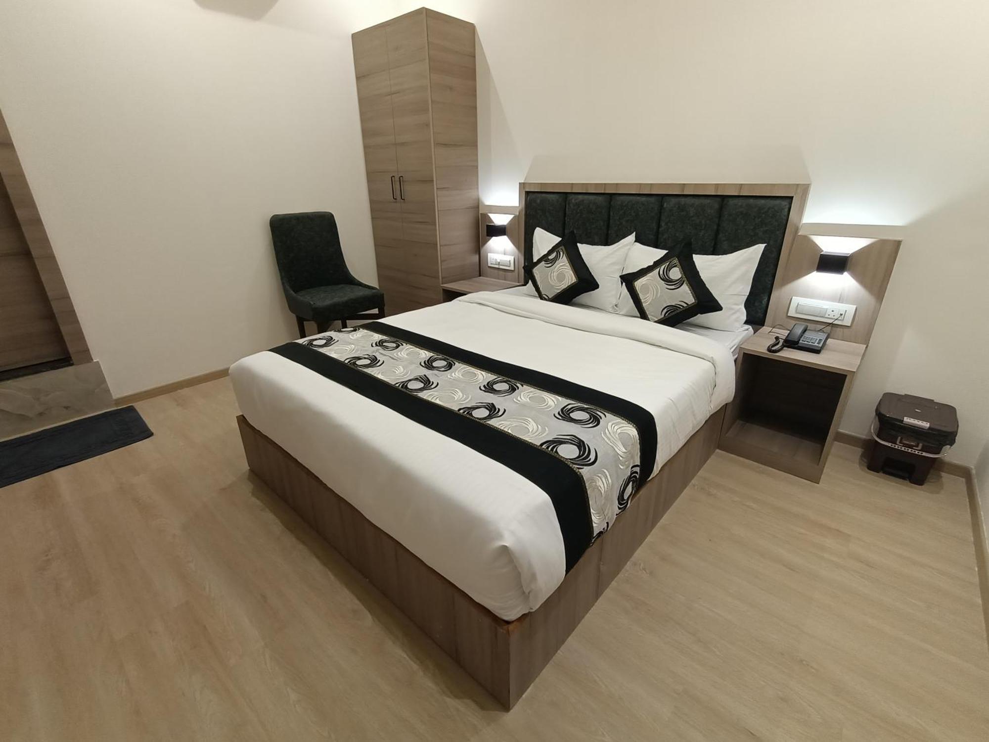 Hotel Beverly Palace Santacruz - Near Bkc - Mumbai Airport T1 Zewnętrze zdjęcie