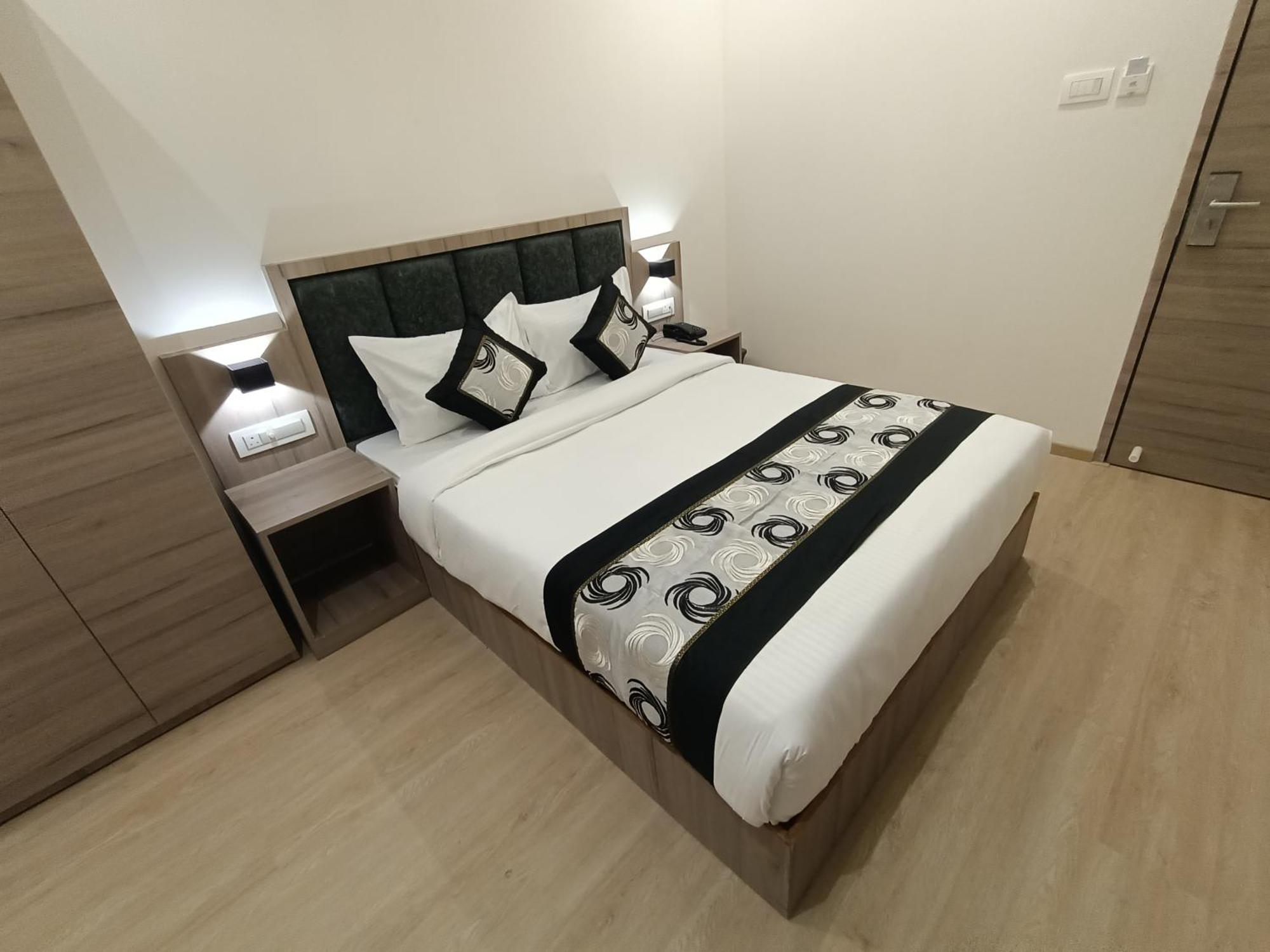 Hotel Beverly Palace Santacruz - Near Bkc - Mumbai Airport T1 Zewnętrze zdjęcie