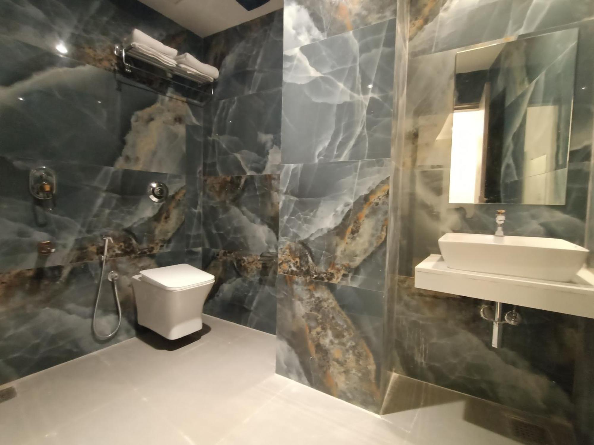 Hotel Beverly Palace Santacruz - Near Bkc - Mumbai Airport T1 Zewnętrze zdjęcie