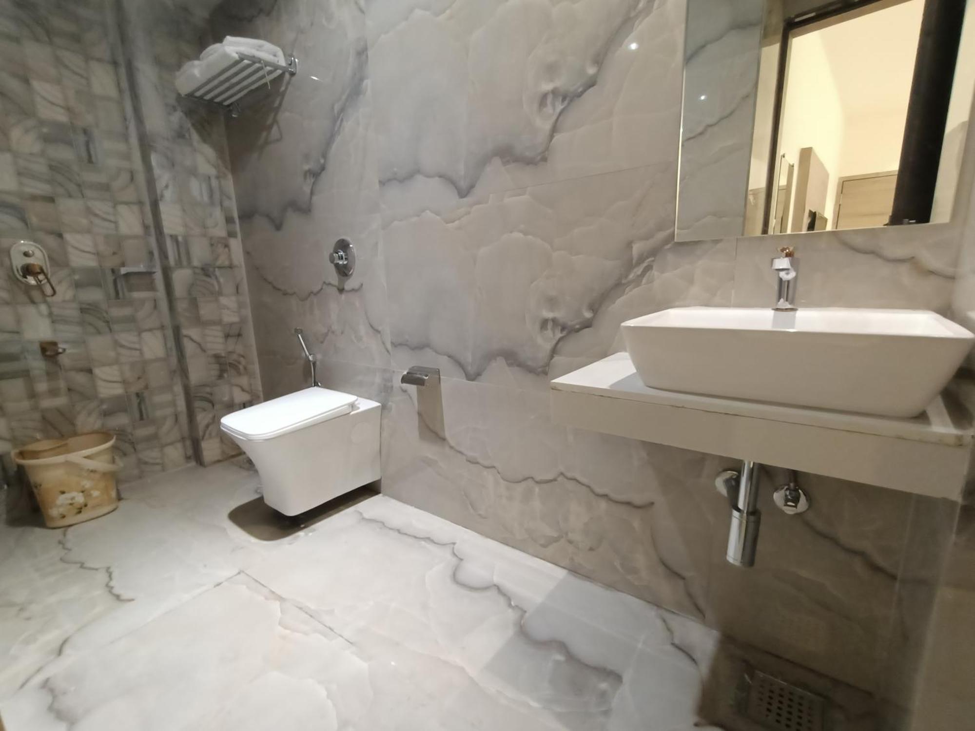 Hotel Beverly Palace Santacruz - Near Bkc - Mumbai Airport T1 Zewnętrze zdjęcie